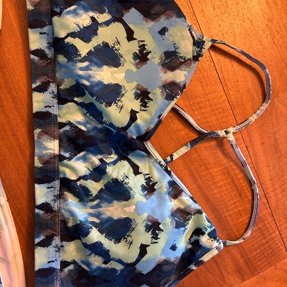 Fabletics 2 Piece Set Womens Size Large - Picture 3 of 3